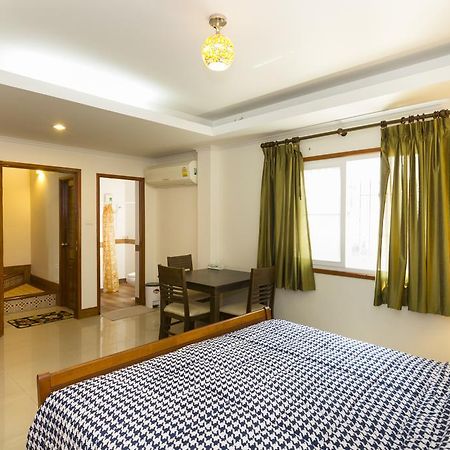 Nowhere Villa Mars Паттайя Экстерьер фото