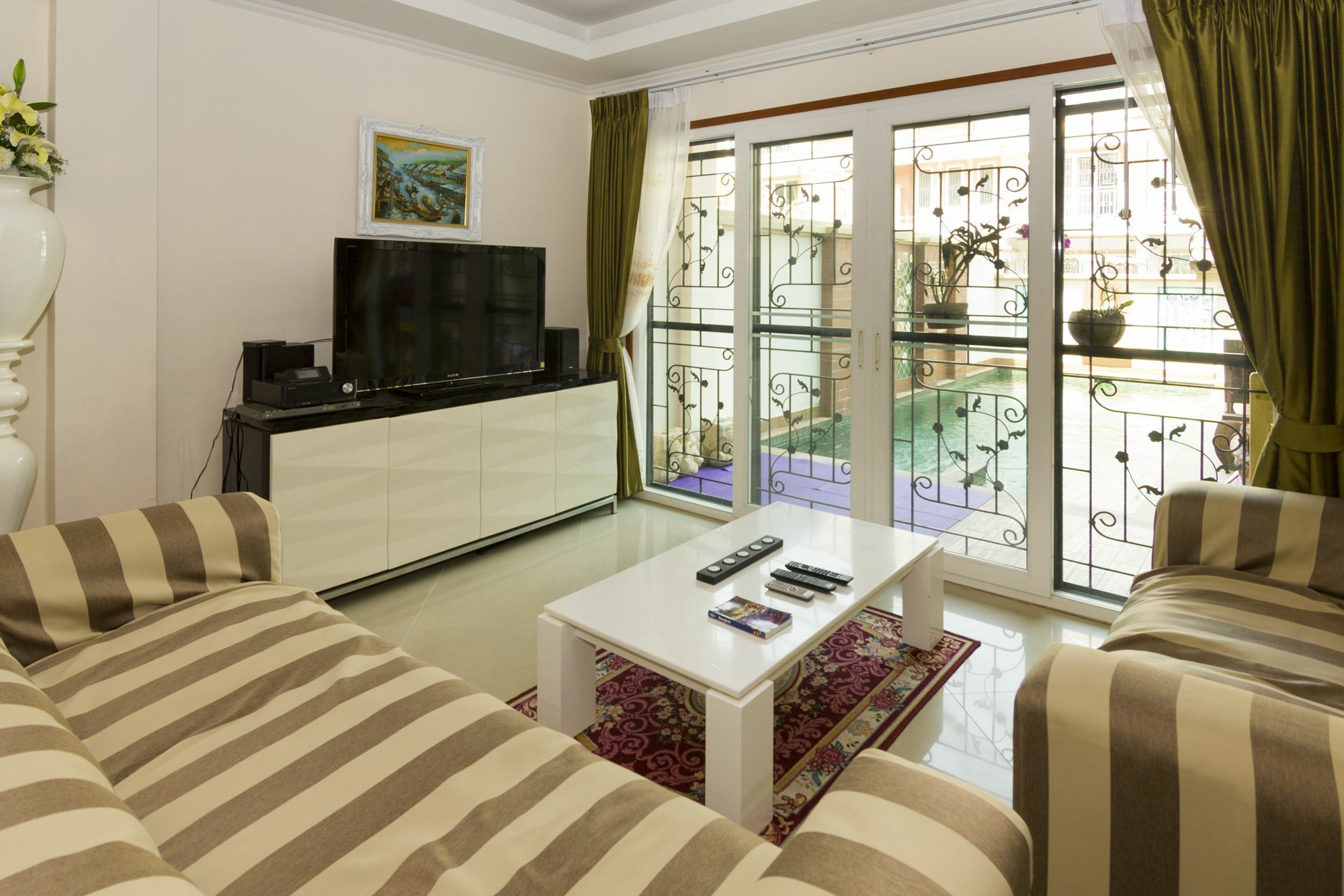 Nowhere Villa Mars Паттайя Экстерьер фото